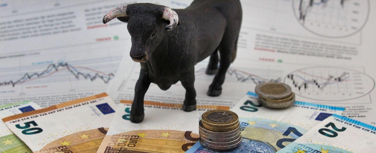 The AI Revolution Massive Investment Opportunities in Tech Stocks and ETFs